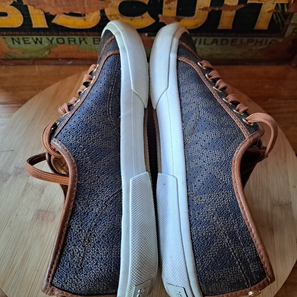 Michael Kors Boerum Sneakers Women's Size 8 Brown MK Logo Signature Casual